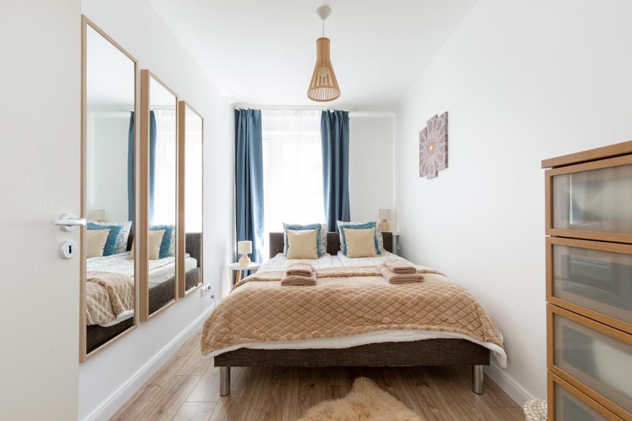 Budapest Holidays Apartments Family ภายนอก รูปภาพ